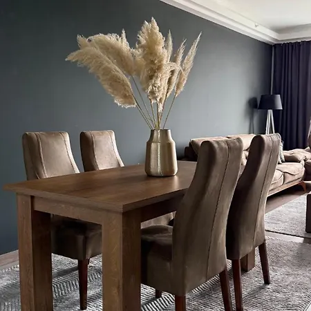 Penthouse Views-free Pool &