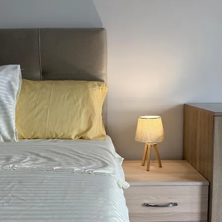 Penthouse Views-free Pool & Apartamento