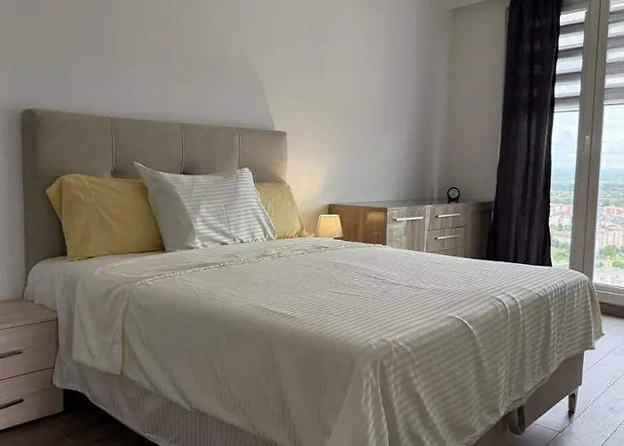 Penthouse Views-free Pool &