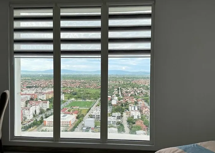 Appartement Penthouse Views-free Pool & Skopje