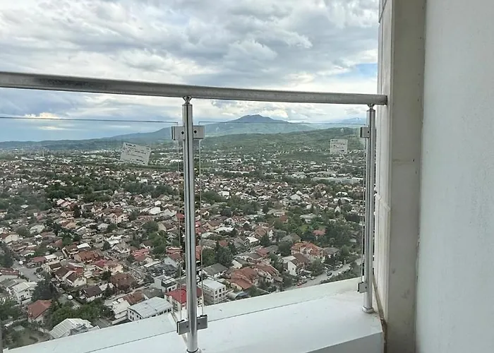 Appartement Penthouse Views-free Pool & Skopje